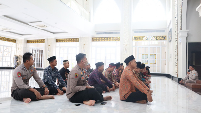 
					Polresta Sidoarjo Gelar Do’a Bersama untuk Indonesia