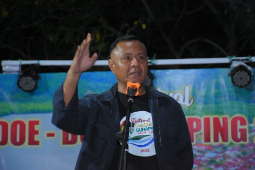 
 Ketua DPD PDI Perjuangan Maluku Utara Siap Dukung Balon Ali-Saja Maju di Pilgub 2024