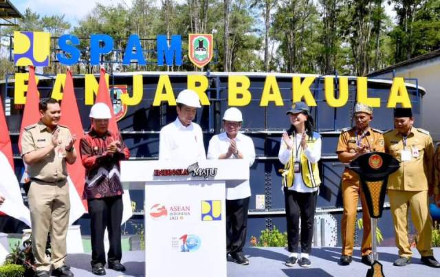 
 Presiden Jokowi Resmikan SPAM Banjarbakula di Kota Banjarbaru