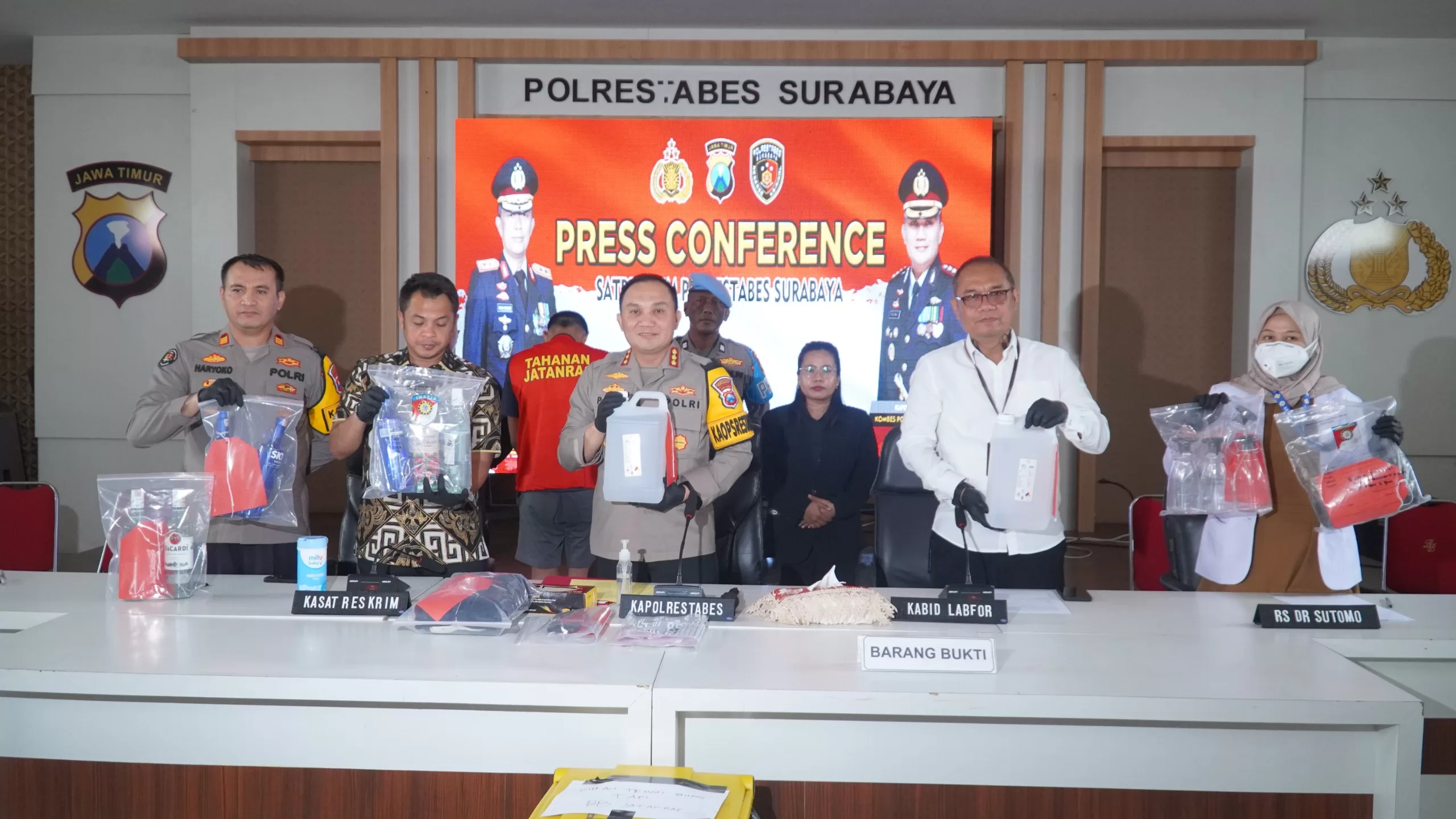 Kasus 3 Musisi Surabaya Tewas Usai Minum Miras, Bartender Bar Vasa Hotel Dijerat Pasal Pembunuhan