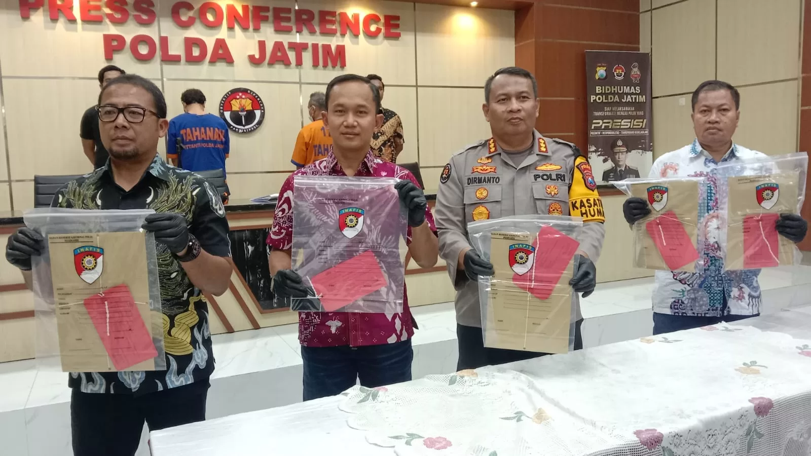 Polda Jatim Bekuk 4 Pelaku Tipu Gelap Seleksi CASN Kemenkumham, Korban Merugi Miliaran Rupiah