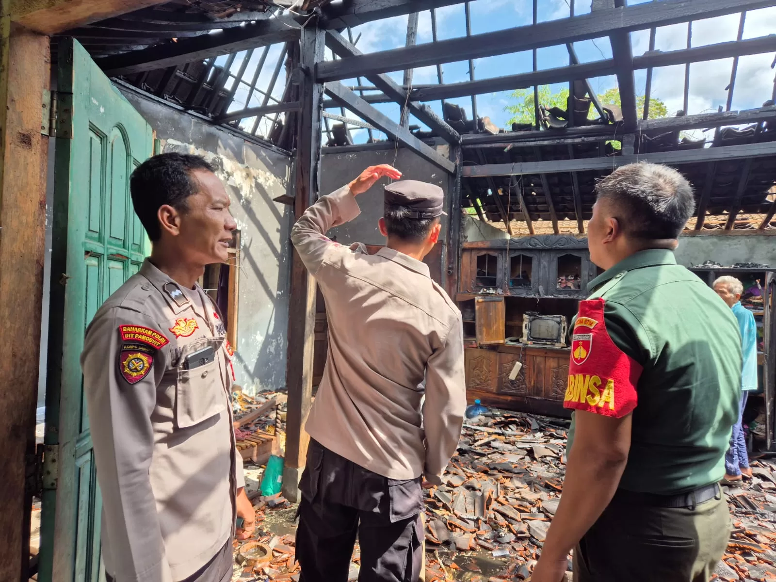 Diduga Konsleting Listrik, Rumah Warga Pabelan Terbakar