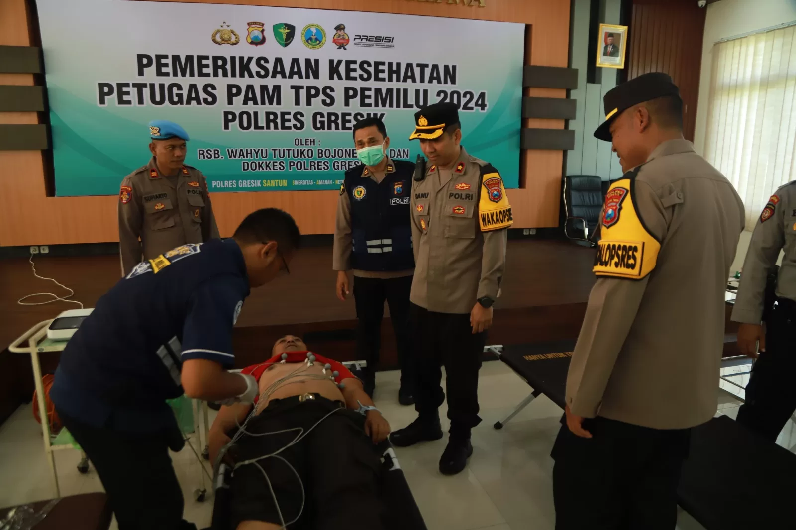 Polres Gresik Gelar Pemeriksaan Kesehatan Personil Jelang PAM TPS