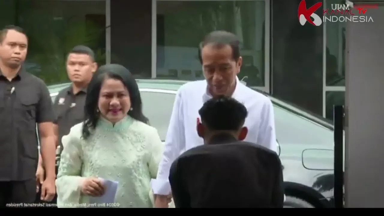 VIDEO-Presiden Jokowi dan Ibu Iriana Nyoblos di TPS 10 Gambir, Jakarta Pusat