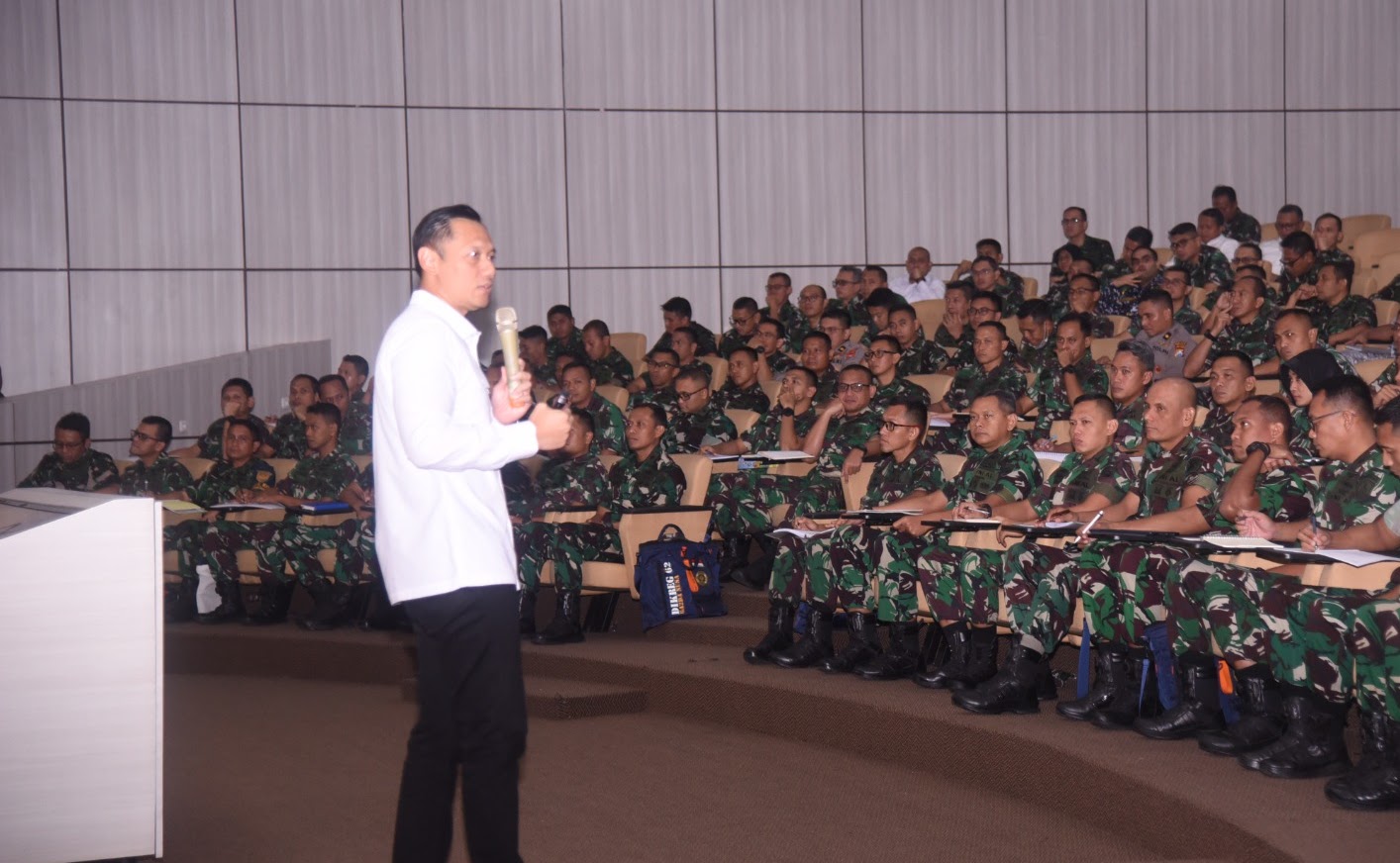 Menteri ATR Berikan Kuliah Umum di Seskoal