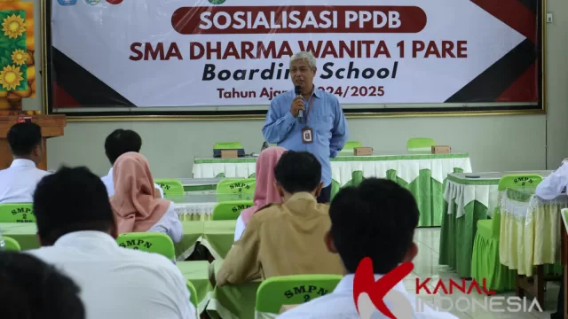 Sosialisasi PPDB SMA Boarding School, Mas Dhito Komitmen Berikan Sekolah Gratis Bagi Warganya