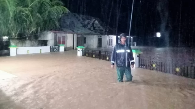 Banjir Landa Sejumlah  Kabupaten di Sumbar