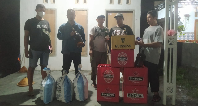 2 Hari Polisi Jombang Sita 1650 Botol Miras dan Amankan 7 Penjualnya