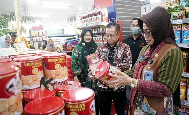 Sekda Kabupaten Sidoarjo Sidak Mamin Jelang Hari Raya Idul Fitri 1445 H
