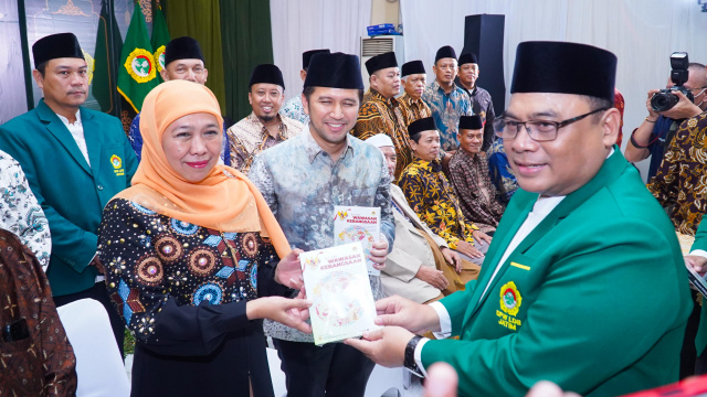 Pastikan Maju di Pilgub Jatim 2024 dan Dapat Dukungan LDII, Khofifah : Saya Merasa Nyaman dan Produktif Bersama Pak Emil