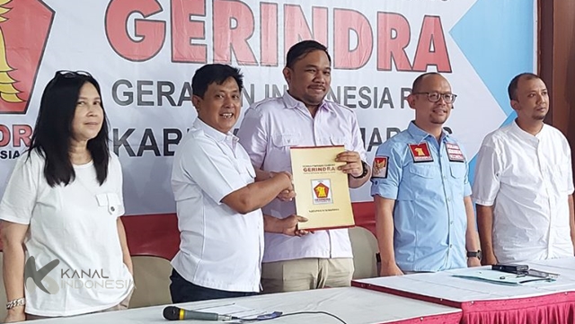 Herjuna Satriatmaja Widayat Ambil Formulir Bacalon Bupati Semarang Lewat Gerindra