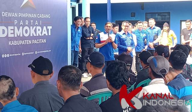 Keponakan SBY Indrata Nur Bayuaji, Bupati Pacitan dan Cawabup Rahman Wijayanto Kembalikan Formulir ke DPC Partai Demokrat