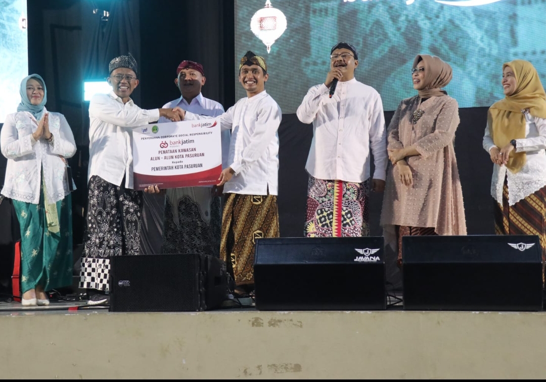Bank Jatim Rehabilitasi Kawasan Alun-Alun Kota Pasuruan