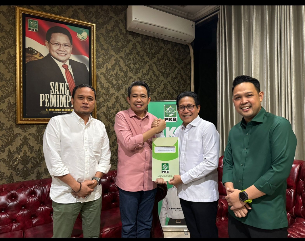 PKB Mantap Serahkan Rekom Cabup Jember pada Gus Fawait