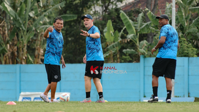 Menatap Liga 1, Pelatih Arema FC Berikan Porsi Latihan yang Spesifik