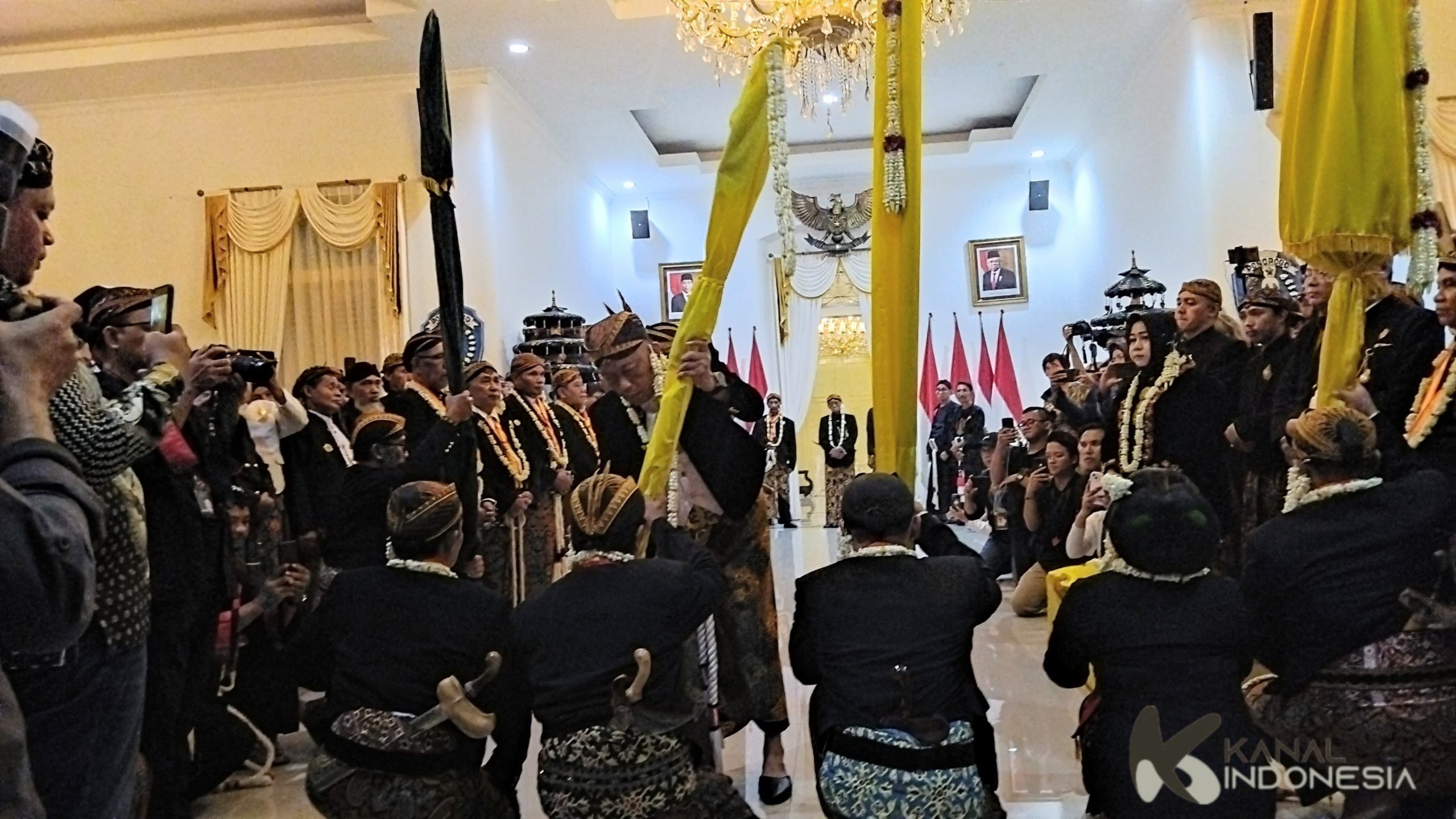 Meriahnya Bedhol Pusaka Tiga Benda Sakral, Bupati Ponorogo: Ada 2 Lagi yang Dikirab