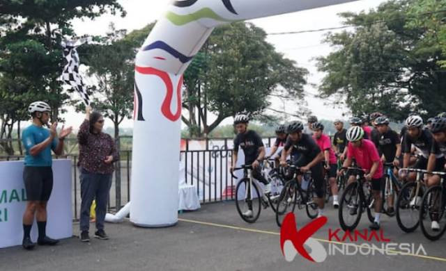 Pj Wali Kota Kediri Apresiasi Even Sepeda Criterium In Joyoboyo 2024