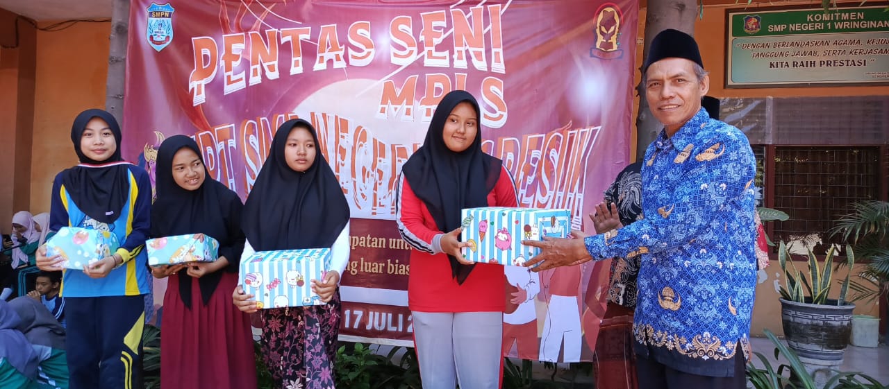 Penutupan MPLS UPT SMPN 12 Gresik, Suguhkan Kreativitas Dari Gugus VII