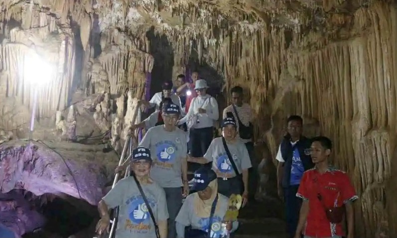 Eksotisme Goa Gong Pacitan, Terindah di Asia Tenggara