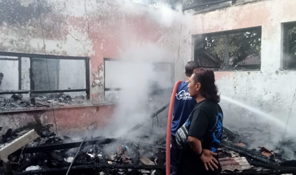 Kantin di Komplek Pondok Modern Gontor Ponorogo Terbakar, Ratusan Juta Hangus