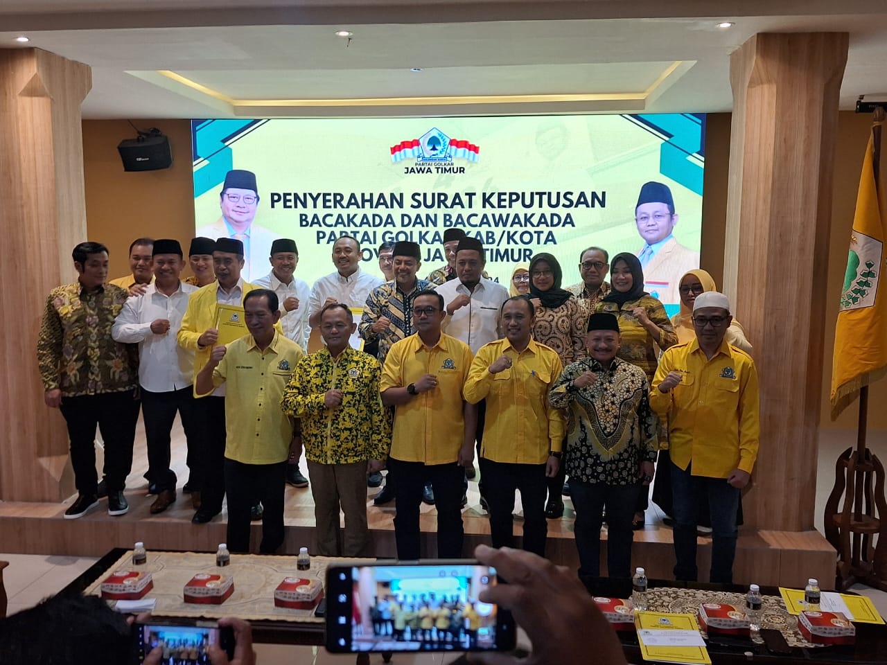 9 nama Cakada di Provinsi Jatim dari Golkar Diserahkan, Duo Srikandi Maju di Nganjuk