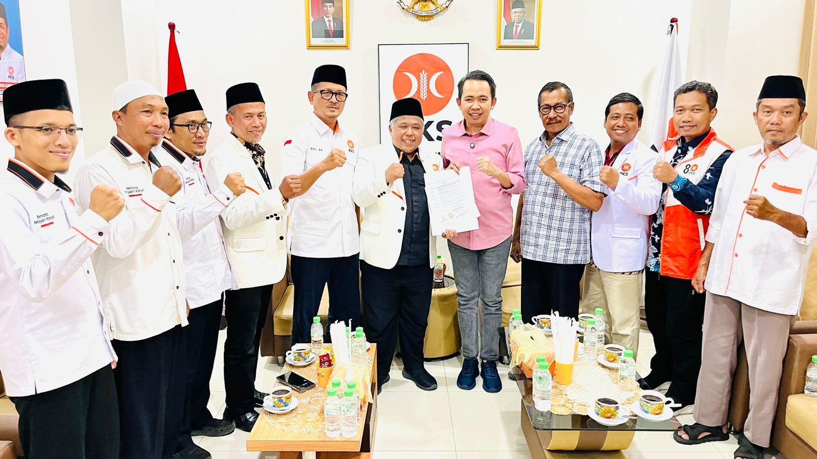Gus Fawait Kembali Dapat Rekom, Kali ini PKS Serahkan Surat Dukungannya