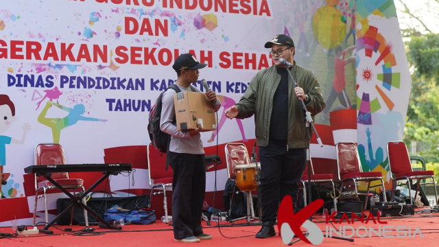 Mas Dhito Dekatkan Penempatan Kerja Guru PPPK dengan Tempat Tinggal