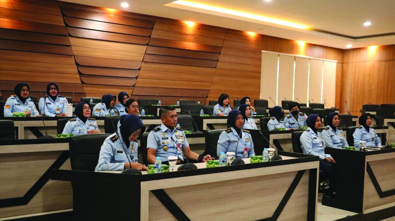 Peringati HUT Wara ke 61, Irkoopsud I dan Wara Koopsud I Hadiri Pembekalan Ibu Winayadhati Kanya Sena