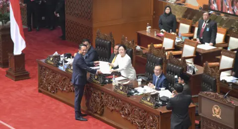 Pengesahan Rancangan Undang-Undang Tentang Perubahan Ketiga Atas Undang-Undang Nomor 13 Tahun 2016 Tentang Paten