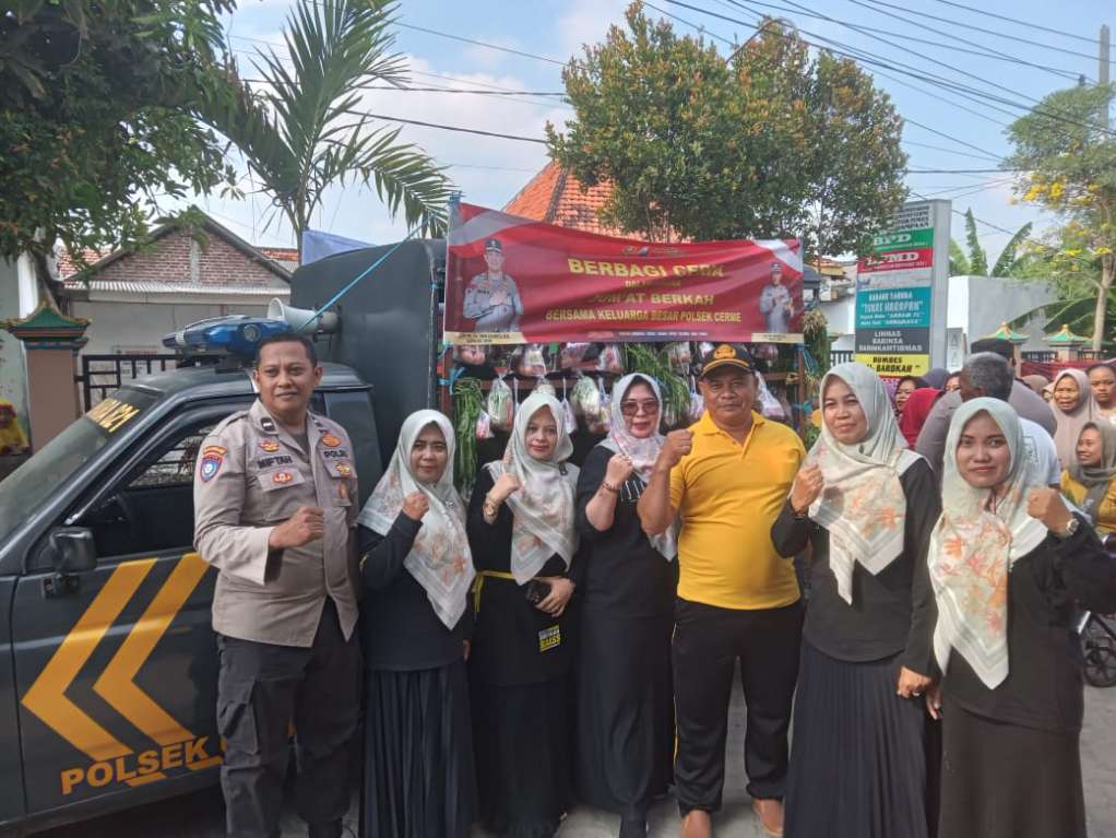Polsek Cerme Sosialisasi Rekrutmen BAKOMSUS Polri di Dampaan Gresik
