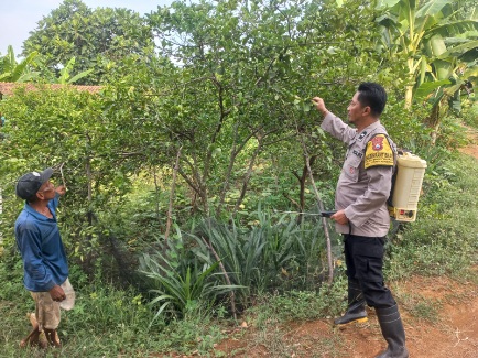 Dukung Ketahanan Pangan Nasional, Polisi Gresik Ajak Manfaatkan Lahan Kosong