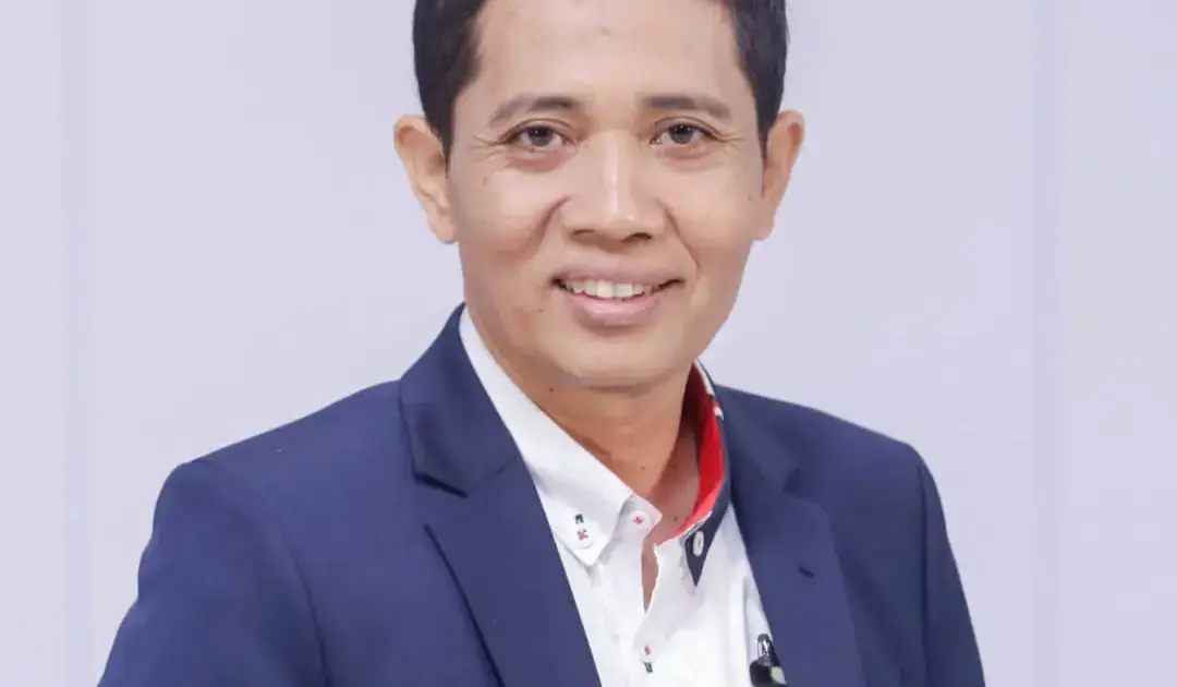 Jelang Coblosan Pengamat ini Menilai Elektabilitas Khofifah-Emil Unggul Jauh dan Sulit Terkejar, Ini Alasannya