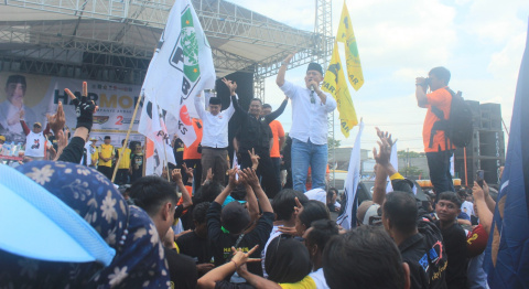 Lautan Manusia Banjiri Kampanye Akbar Paslon Harmonis