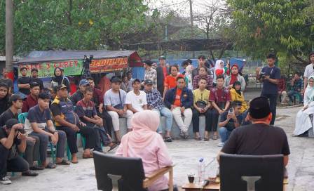 Ikuti Acara Muda Mudi di Jombang, Cabup Mundjidah Ngaku Sering Lihat Konser Musik