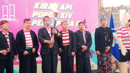 Kirab Api POPDA Jatim 2024 Disemayamkan di Pendopo Agung Bangkalan