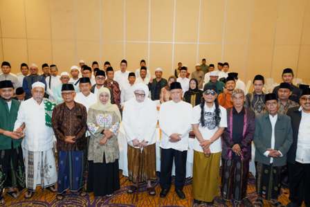 Gelar Multaqo Ulama se-Jatim, Gus Miftah: Chemistry Khofifah dengan Presiden Prabowo Akan Lancarkan Pembangunan Jatim ke Depan