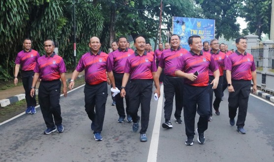 Jaga Kebugaran, Pangkoopsudnas Ajak Prajurit Makoopsudnas Olahraga Bersama