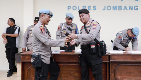 Senpi Anggota Polres Jombang Diperiksa Propam, Ini Tujuannya