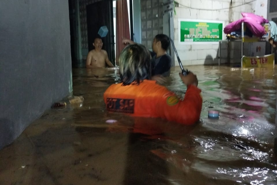 Banjir Besar di Kota Cirebon, Warga Ingatkan BBWS Akan Bangunan Liar di Sepadan Sungai Kota Cirebon