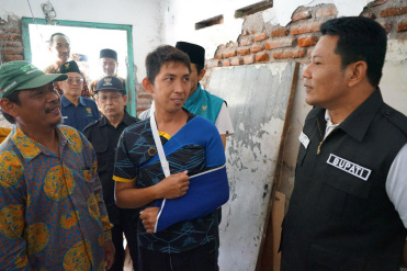 Sidak RTLH, Plt Bupati Sidoarjo Tinjau Kondisi Memprihatinkan Warga Desa Jati