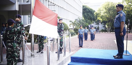 Lantamal III Jakarta Laksanakan Apel Gabungan dan Upacara Bendera