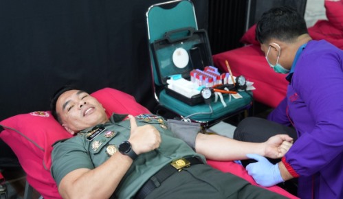 Wujud Nyata Terhadap Sesama, Dispenad Gelar Donor Darah HUT ke-74 Penerangan TNI AD