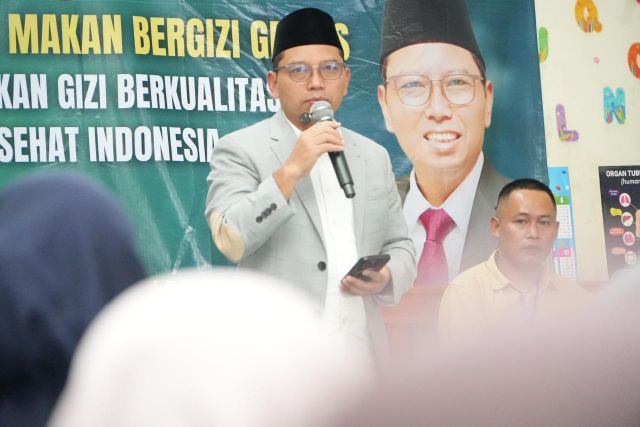 Sosialisasi Program Makan Bergizi Gratis Bersama Mitra Kerja di Desa Cibunarjaya Sukabumi
