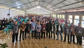 Warga Desa Berekah Sukabumi Terima Sosialisasi Program Makan Bergizi Gratis Bersama Mitra Kerja