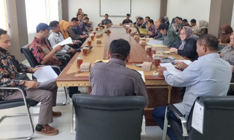 Tidak Menentu Nasibnya, Puluhan Pegawai Non ASN Pemalang, Adukan ke DPRD