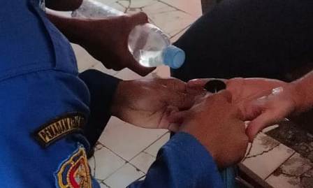 Begini Akibatnya Jika Cincin Tak Sesuai Ukuran Dipaksakan Pada Jari Tangan