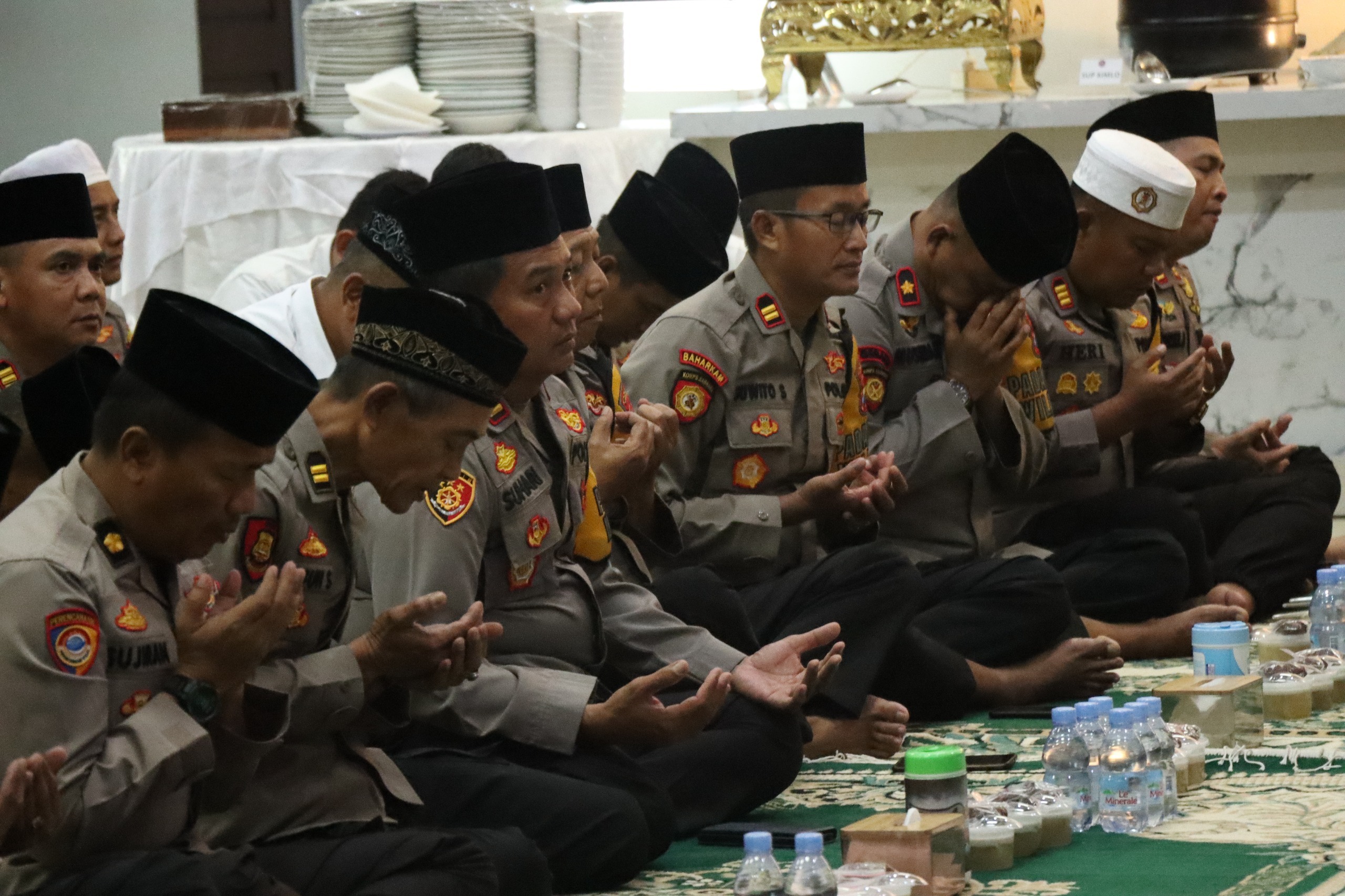 Buka Bersama di Hari Ketiga Bulan Suci Ramadhan, Kapolres Gresik Tegaskan Kondusifitas Wilayah