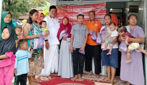 Tebar Kasih dan Layani Umat, DPD PKS Pemalang Bagikan Ribuan Takjil Bergizi