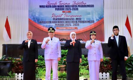 Hadiri Sertijab Wali Kota dan Wawali Kota Probolinggo, Gubernur Khofifah Ajak Terapkan Innovative Financing Melalui Berbagai Potensi Lokal