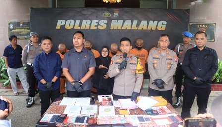 Polres Malang Ungkap Sindikat Pemerasan Bermodus LSM dan Wartawan, 5 Pelaku Diamankan